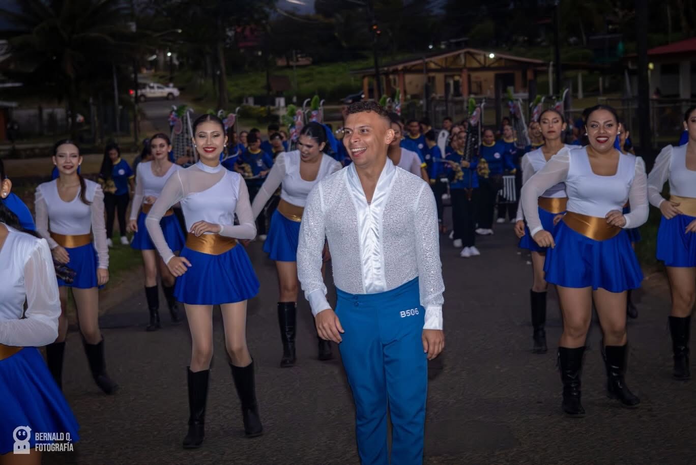 Foto 157 - Banda 506